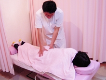 施術の様子