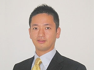 代表　水谷 平
