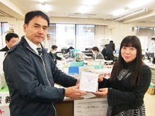 東日本大震災の募金を日本赤十字社へ寄付しました。